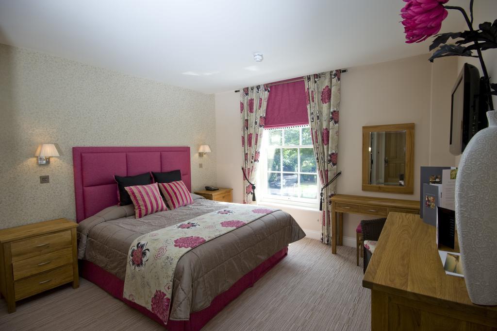 Orsett Hall Eksteriør billede